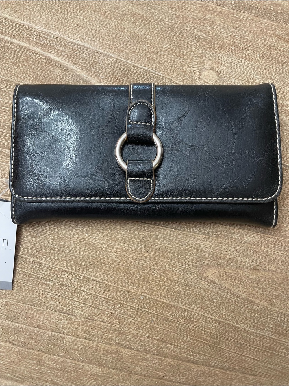 Women's Rossetti Black Leather Clutch Wallet with Silver Ring Accent